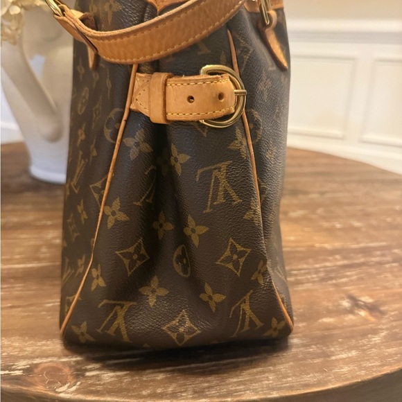 Louis Vuitton Brown and Tan Monogram Tote - Picture 2 of 10